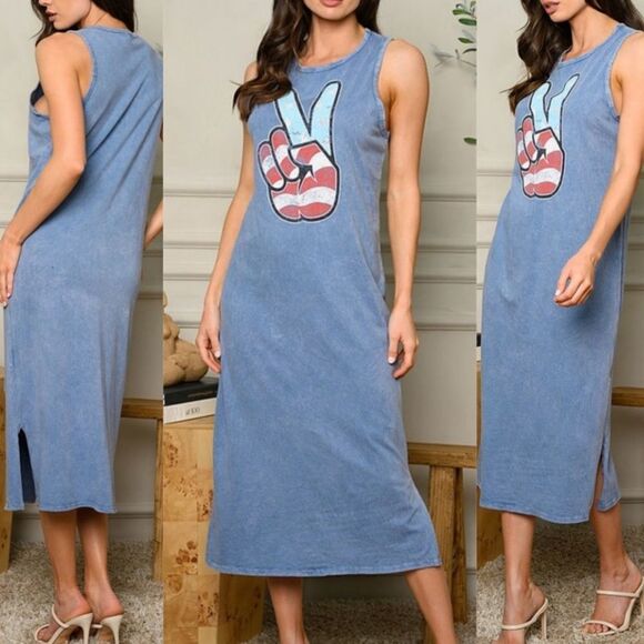 Mineral washed tank tee with peace sign✌🏼 - Picture 1 of 2